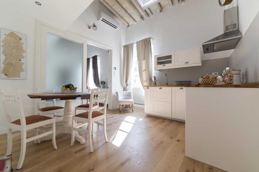 Central Station Lovely Apartment Florens Exteriör bild